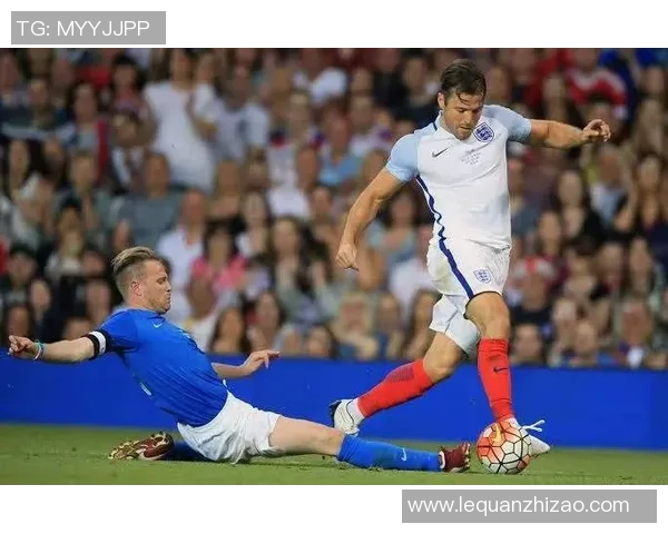 天下足球十大蓝领球星盘点:他们是球队中不可或缺的战士 天下足球十大蓝领球星盘点:他们是球队中不可或缺的战士