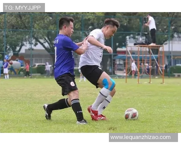 聚焦日本全国足球大赛球星风采与赛场背后精彩故事