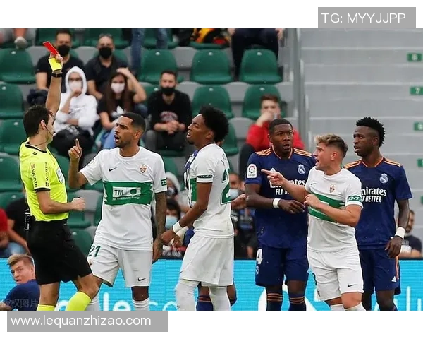 足球为何更倾向于引进冷门球员而非明星球员的原因解析